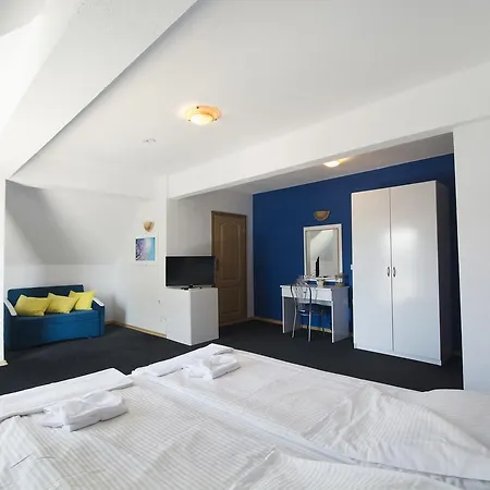 Family Four Seasons Царёво