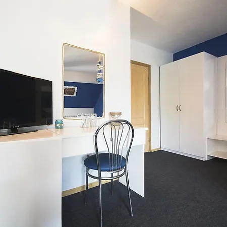 Family Four Seasons Отель 2*