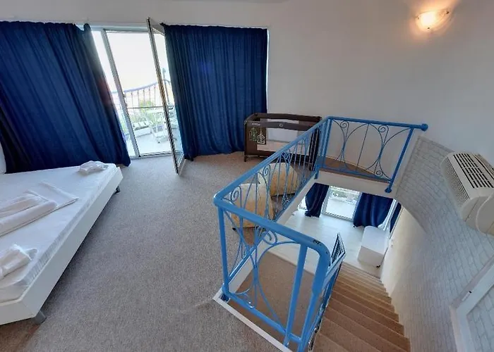 Family Four Seasons Hotel